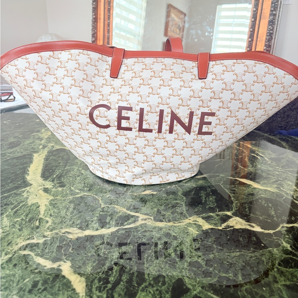 CELINE Couffin Large